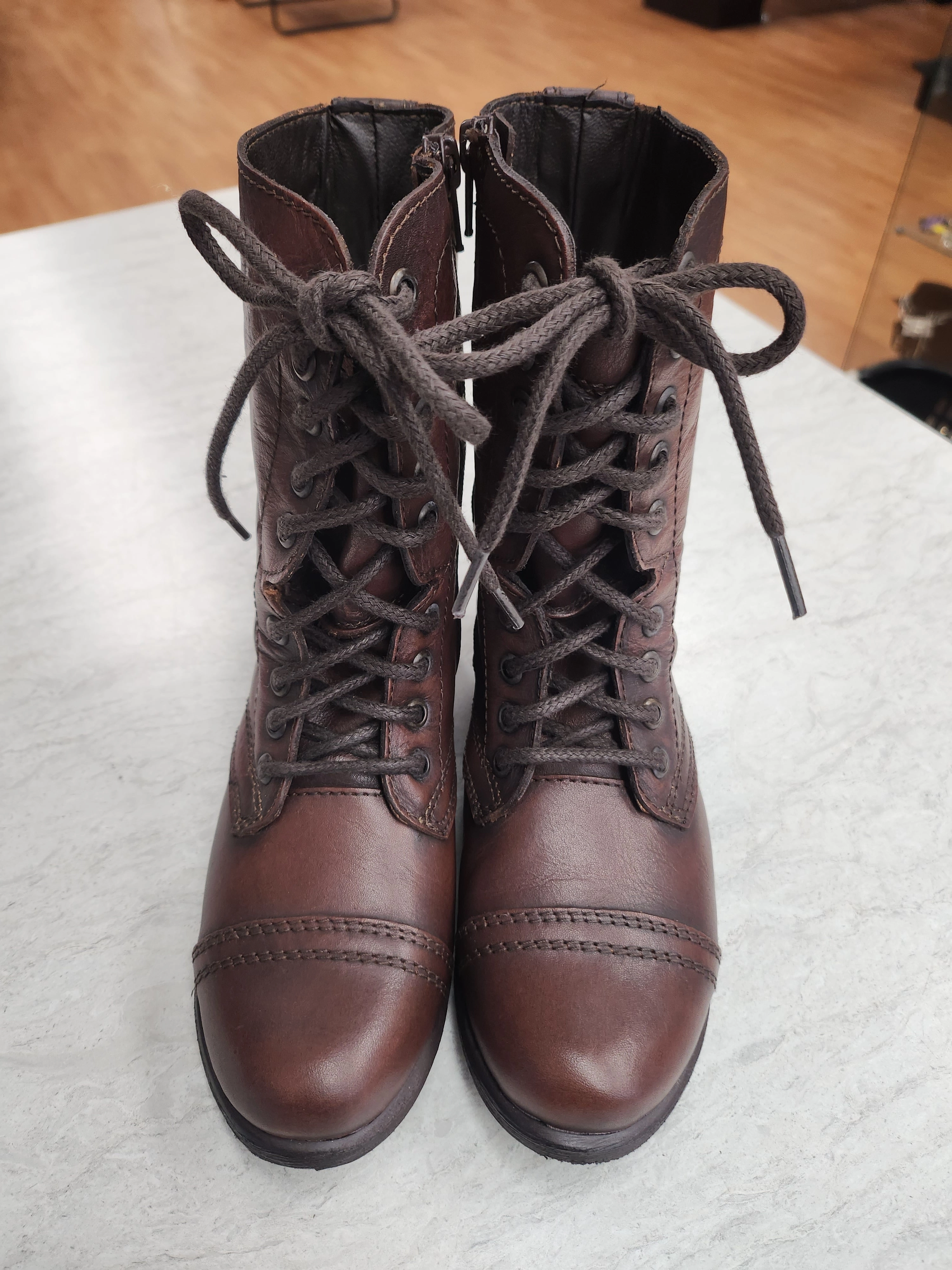 Boots Ankle Flats By Steve Madden In Brown, Size: 5