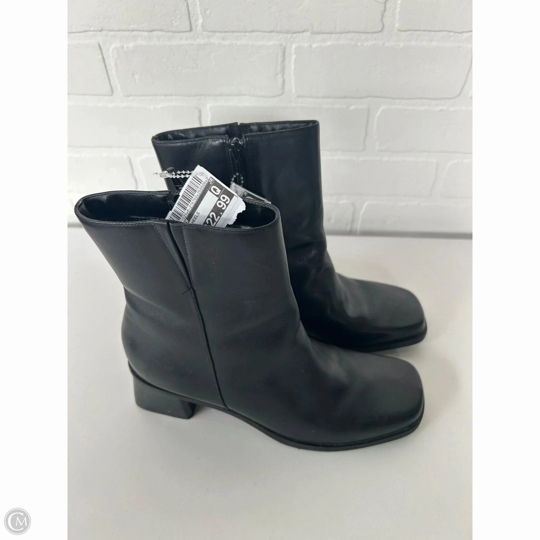 Boots Ankle Heels By Naturalizer In Black, Size: 10