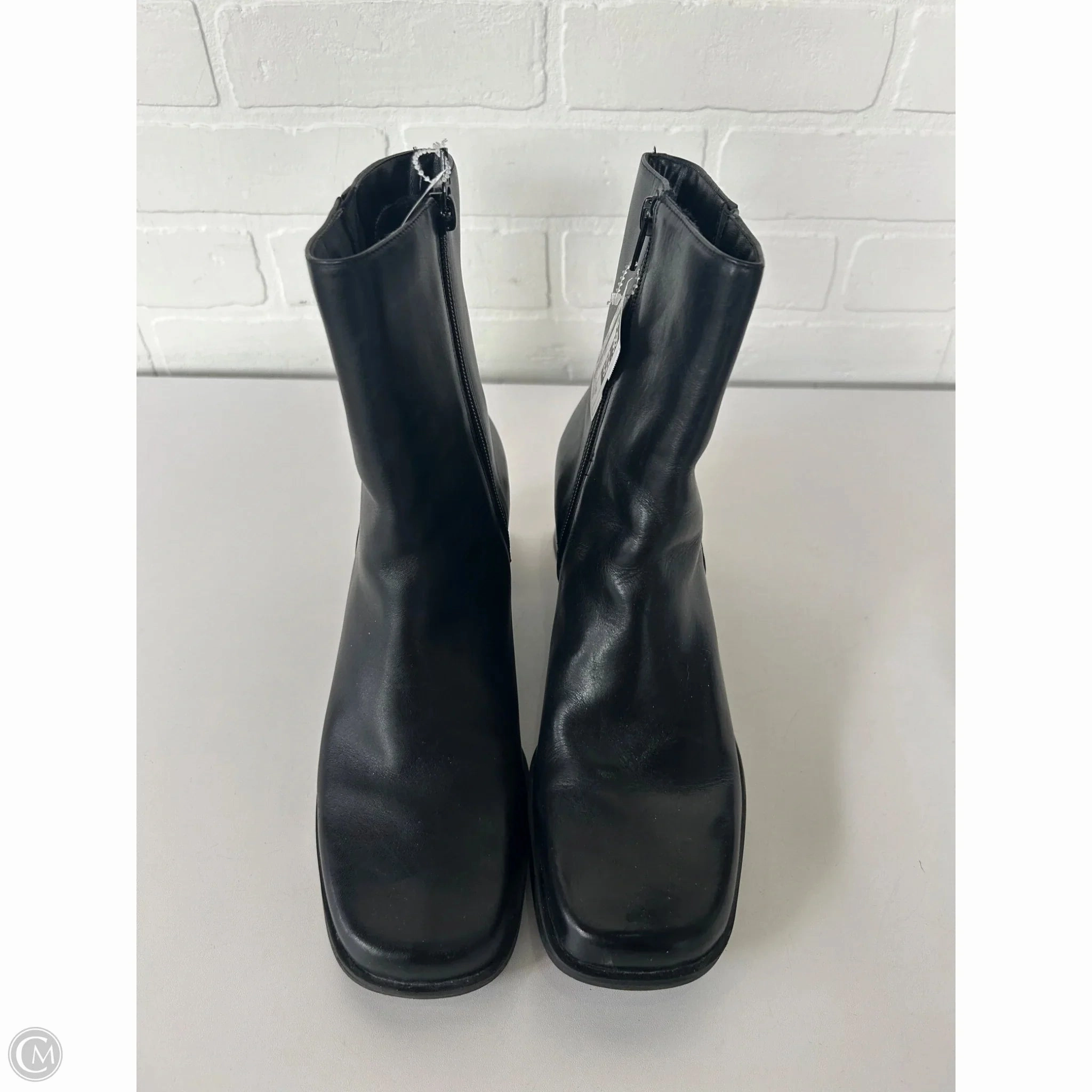 Boots Ankle Heels By Naturalizer In Black, Size: 10