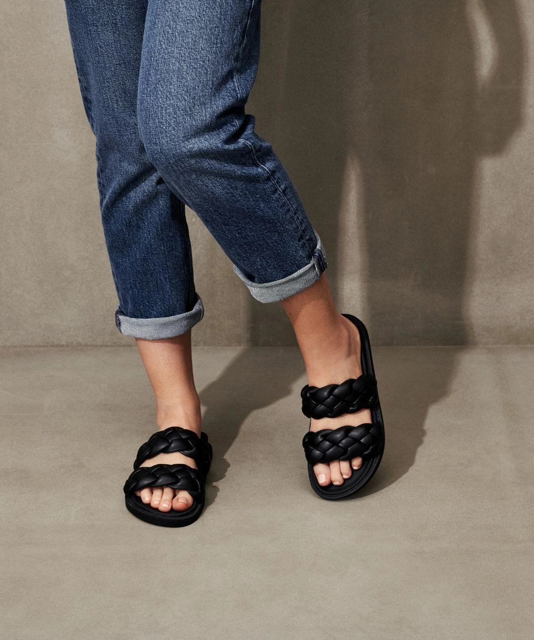 Elle Black *FINAL SALE*