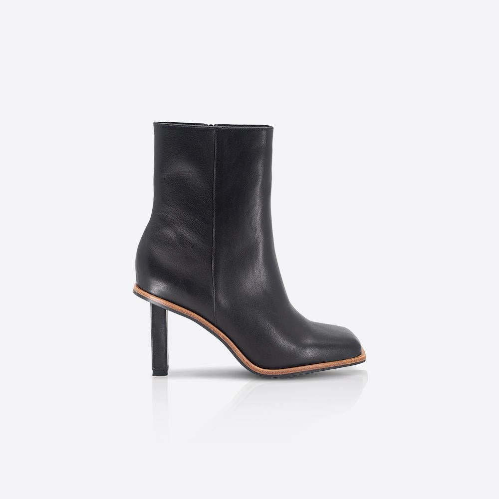 Eon Tall Boot Black