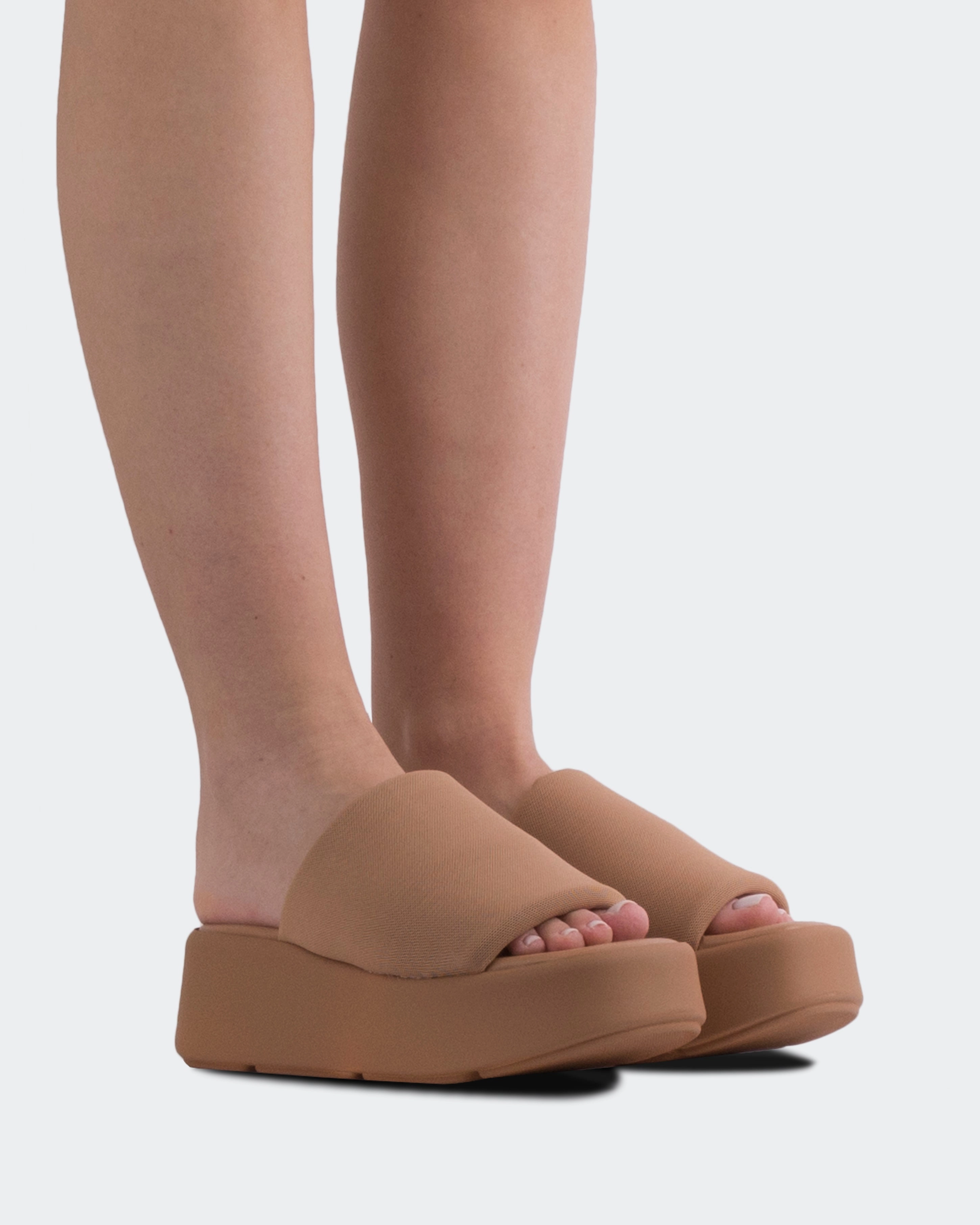 Harlow Nude Puff