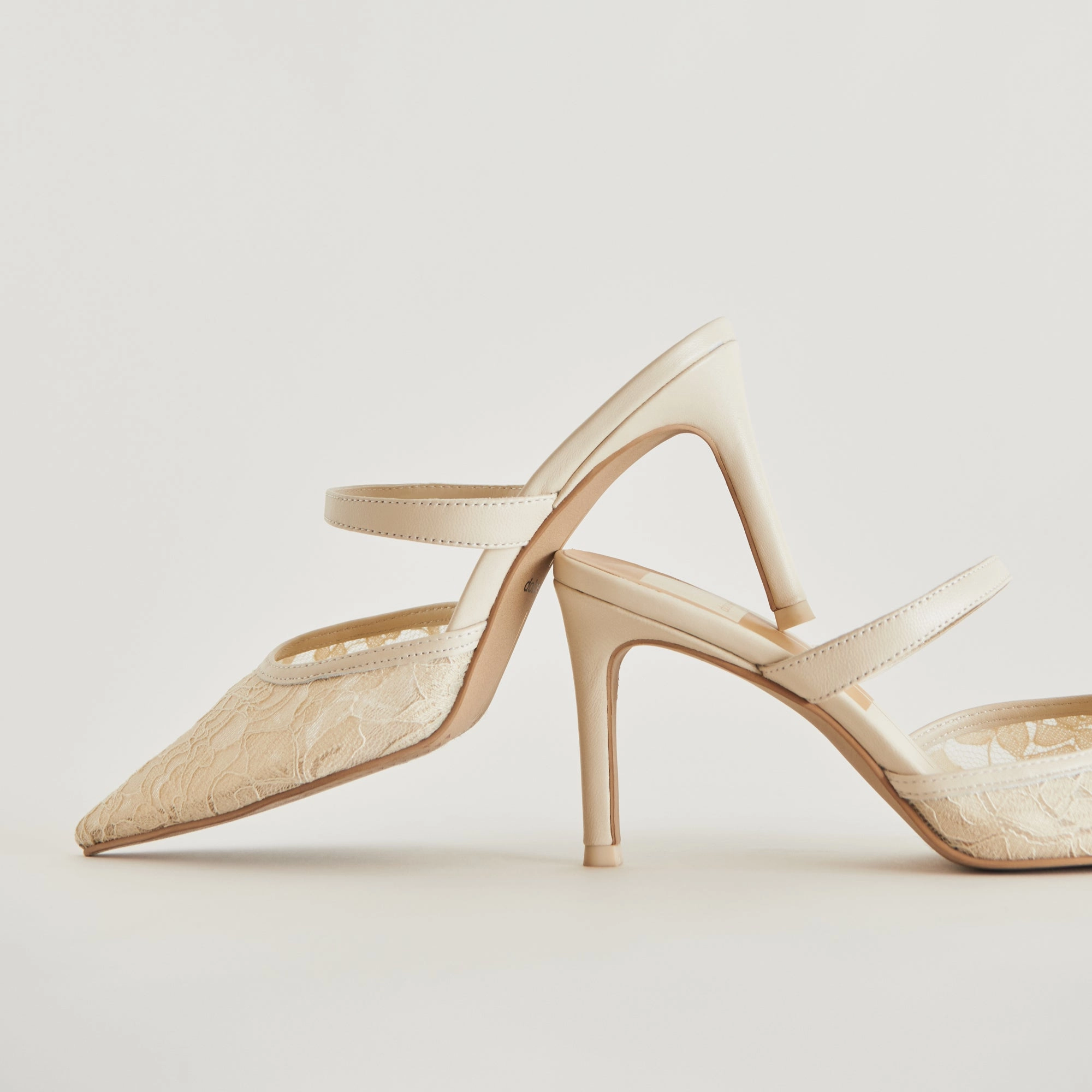 KATIK HEELS WHITE FLORAL LACE