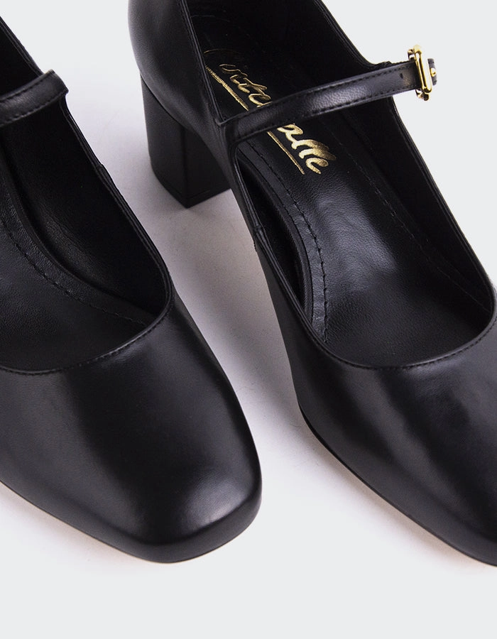 Rosalba Black Leather
