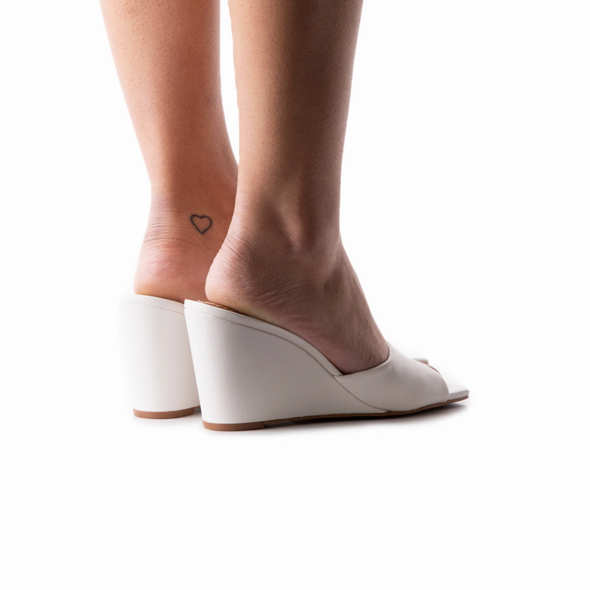 Toscana White Leather
